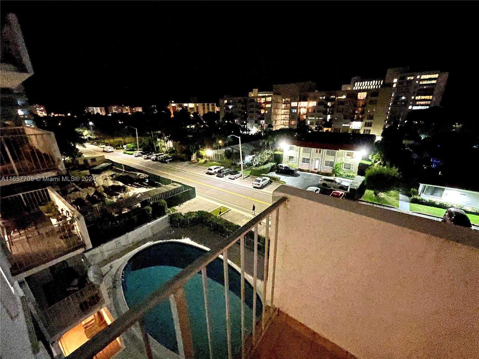 Small Image of 1075 92ND ST #504, Bay Harbor Islands Number 59
