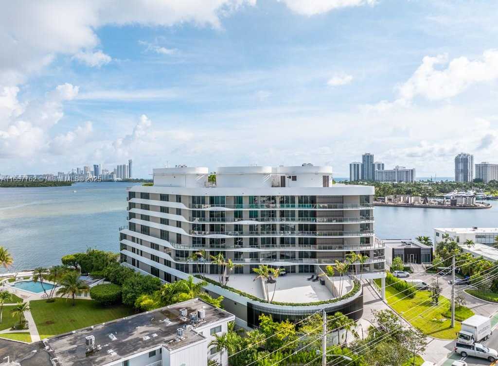 Small Image of 1135 103RD #307, Bay Harbor Islands Number 39
