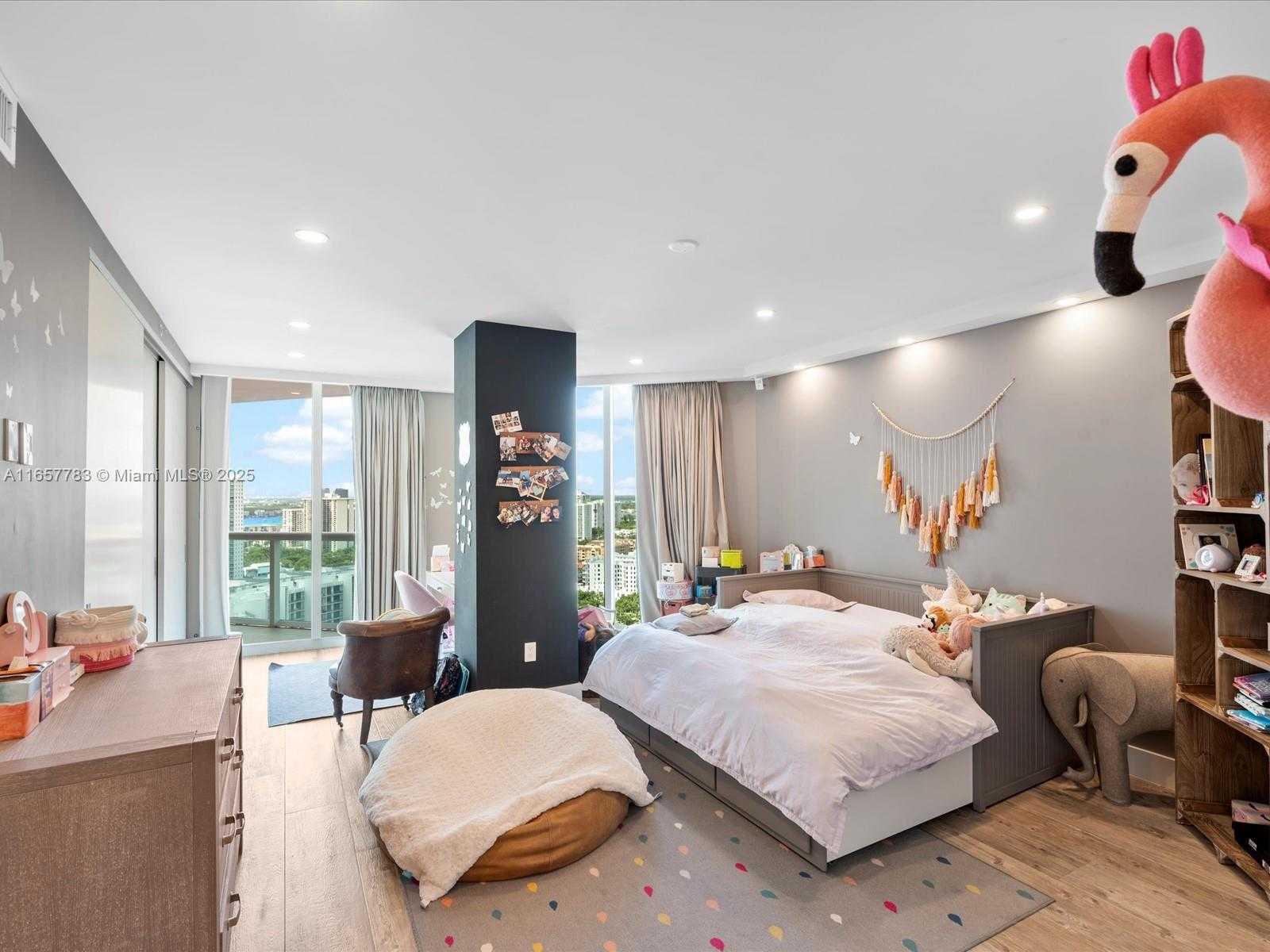 Small Image of 3370 HIDDEN BAY DR #2900, Aventura Number 38