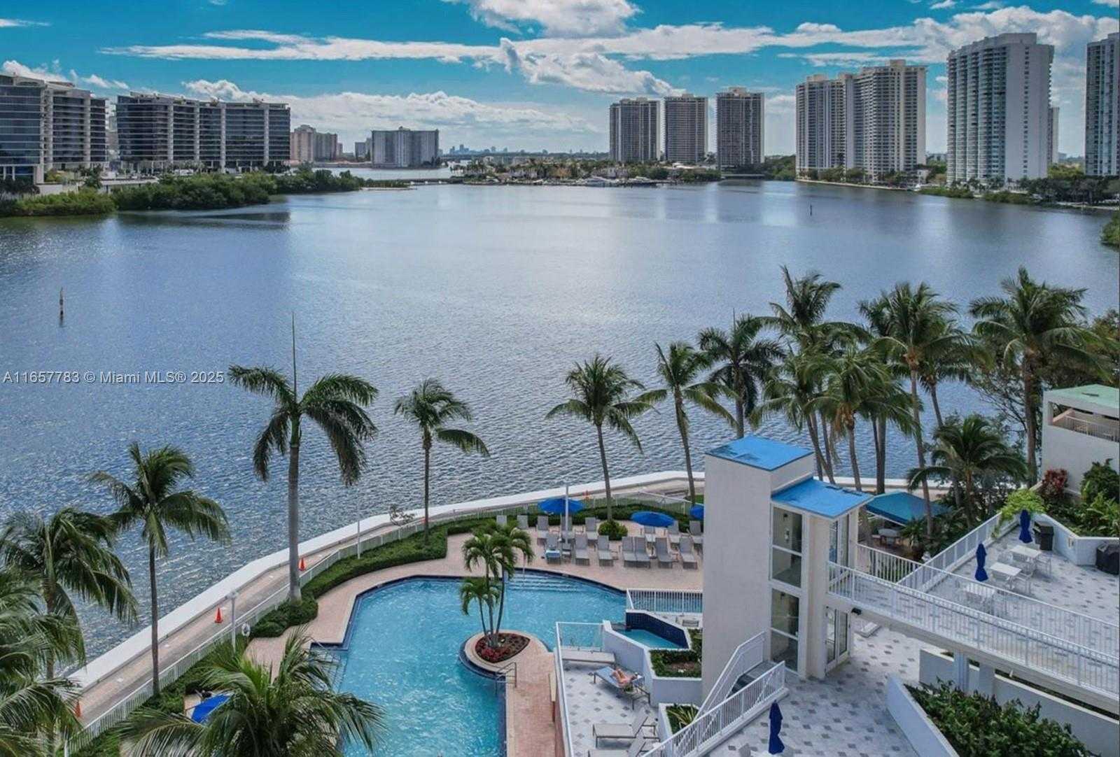 Small Image of 3370 HIDDEN BAY DR #2900, Aventura Number 50