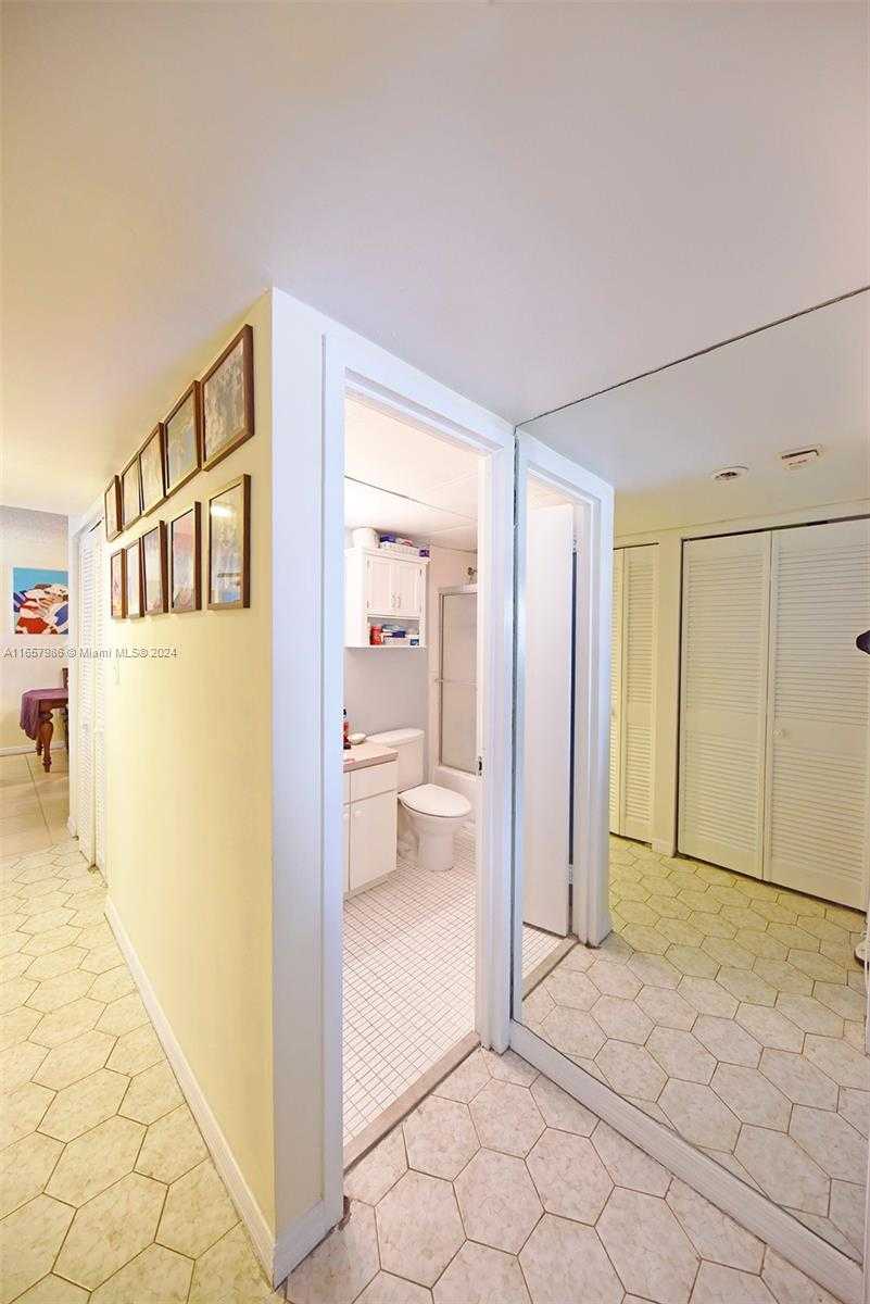 Small Image of 17560 ATLANTIC BLVD #118, Sunny Isles Beach Number 18