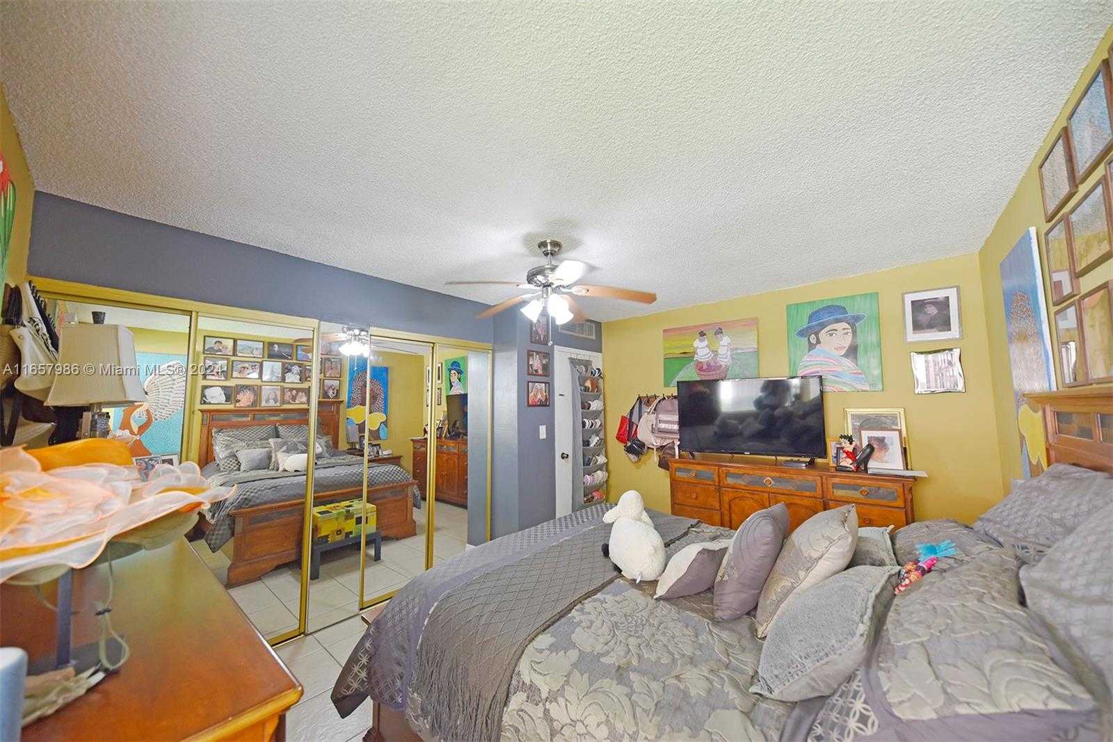 Small Image of 17560 ATLANTIC BLVD #118, Sunny Isles Beach Number 21
