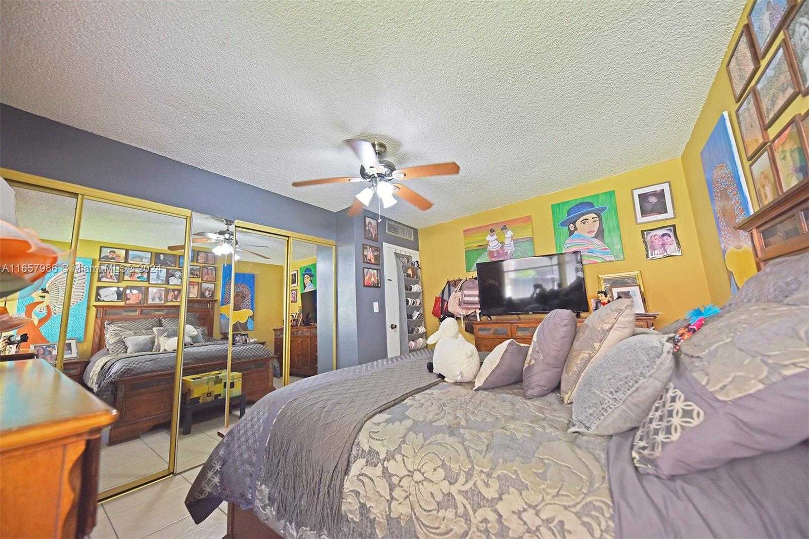 Small Image of 17560 ATLANTIC BLVD #118, Sunny Isles Beach Number 22