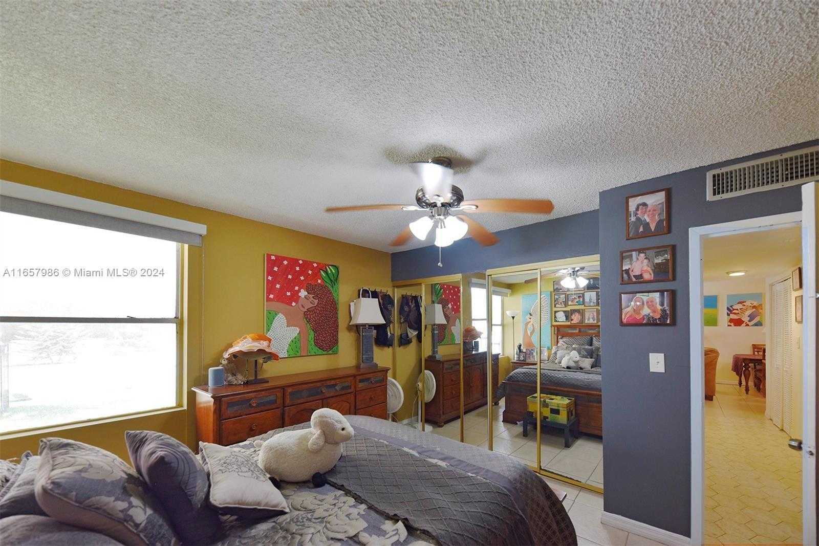 Small Image of 17560 ATLANTIC BLVD #118, Sunny Isles Beach Number 24