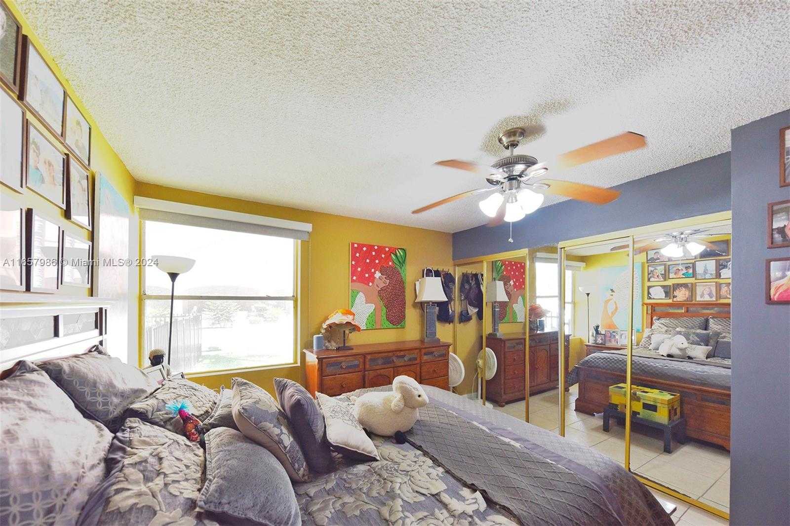 Small Image of 17560 ATLANTIC BLVD #118, Sunny Isles Beach Number 25