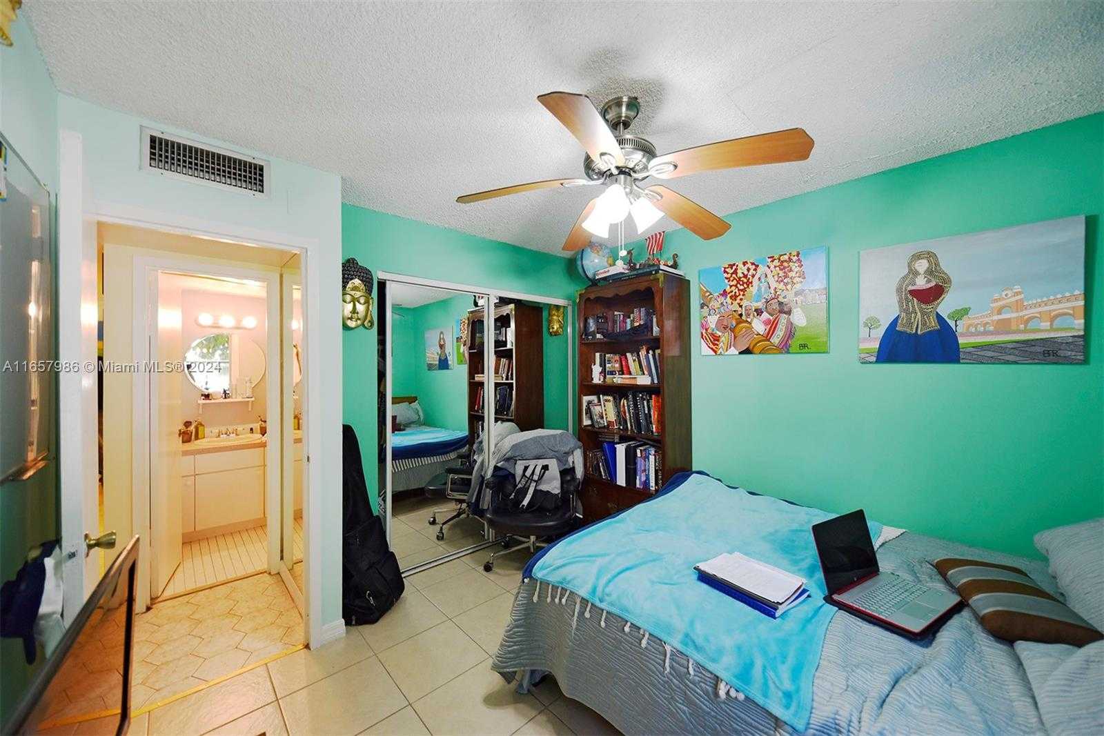 Small Image of 17560 ATLANTIC BLVD #118, Sunny Isles Beach Number 29