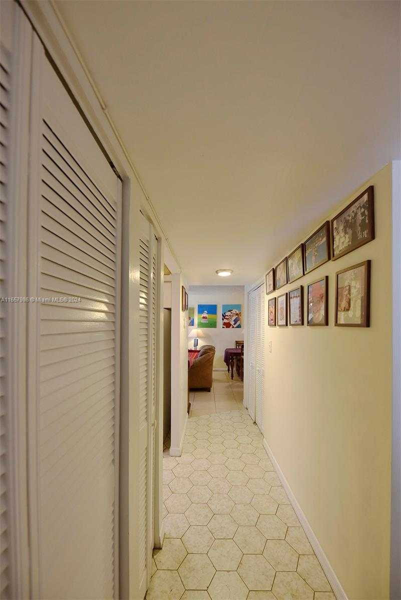 Small Image of 17560 ATLANTIC BLVD #118, Sunny Isles Beach Number 30