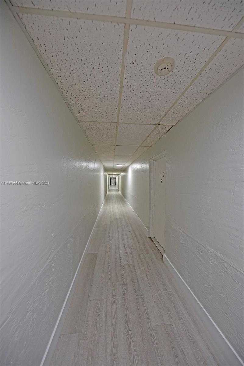 Small Image of 17560 ATLANTIC BLVD #118, Sunny Isles Beach Number 33