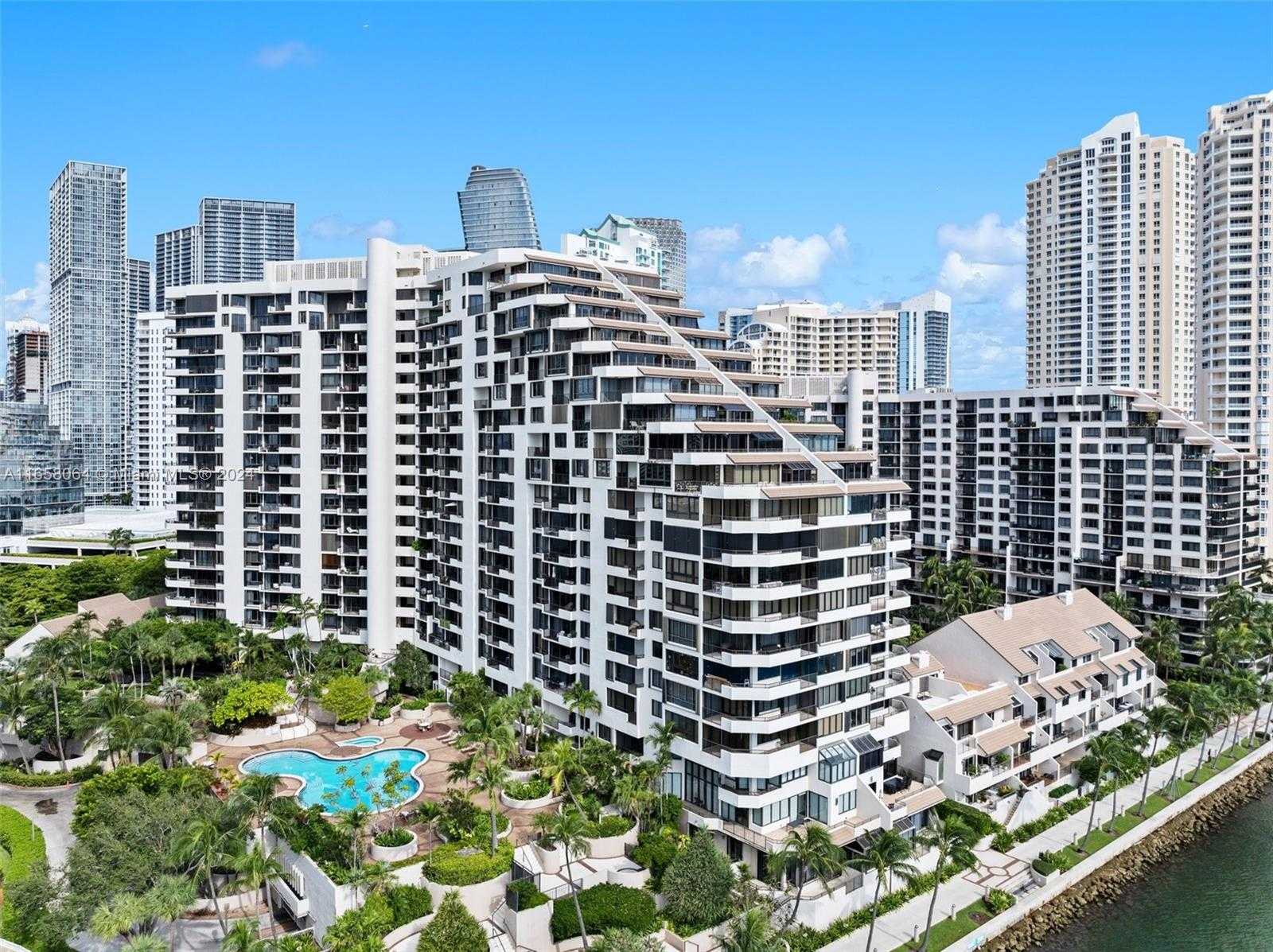 Small Image of 520 BRICKELL KEY DR #A1503, Miami Number 34