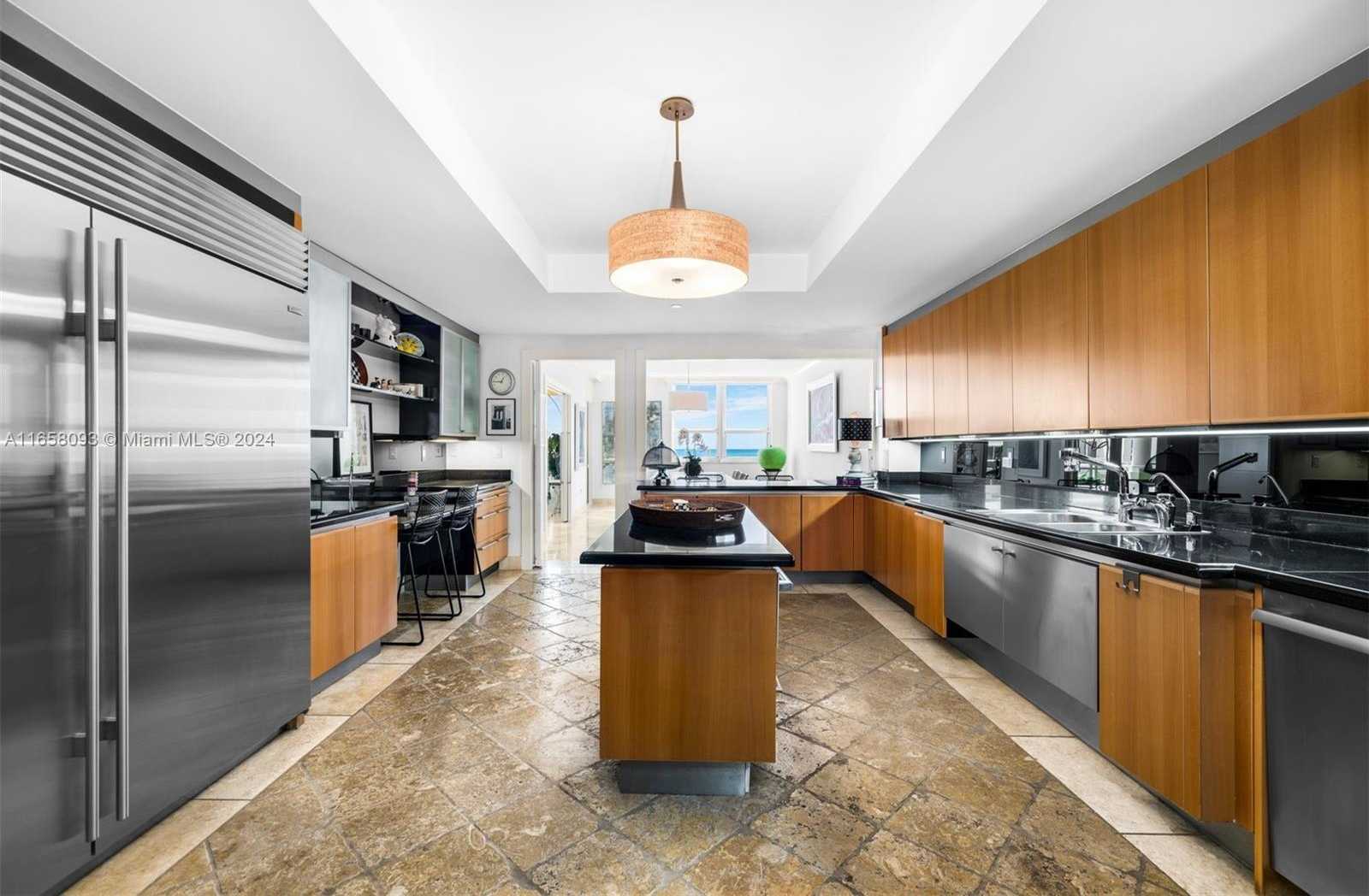 Small Image of 445 GRAND BAY DRIVE #PH-2A, Key Biscayne Number 14