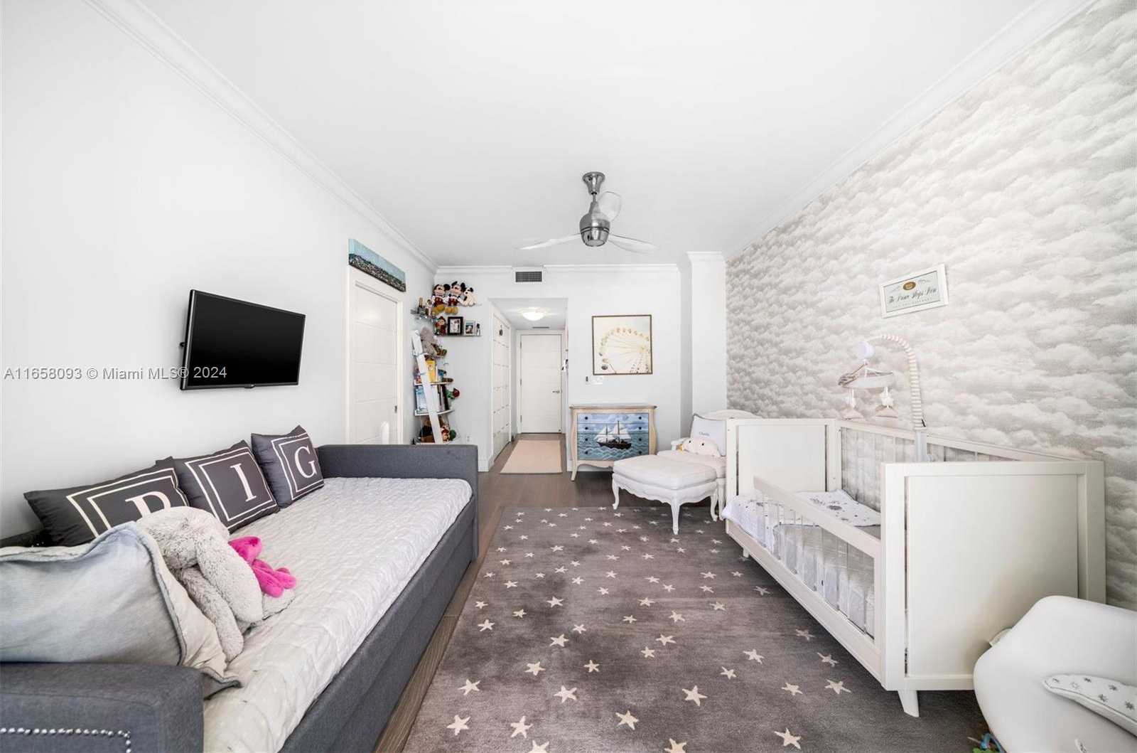 Small Image of 445 GRAND BAY DRIVE #PH-2A, Key Biscayne Number 31