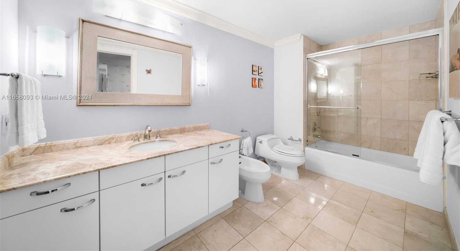 Small Image of 445 GRAND BAY DRIVE #PH-2A, Key Biscayne Number 35
