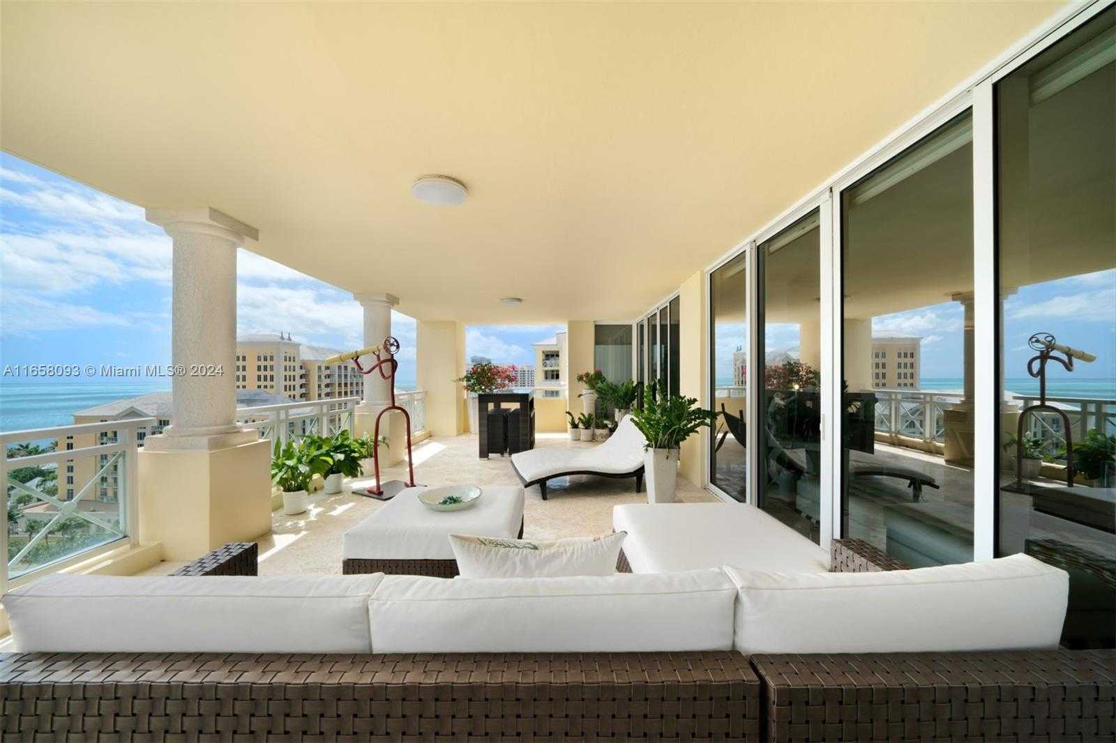 Small Image of 445 GRAND BAY DRIVE #PH-2A, Key Biscayne Number 38