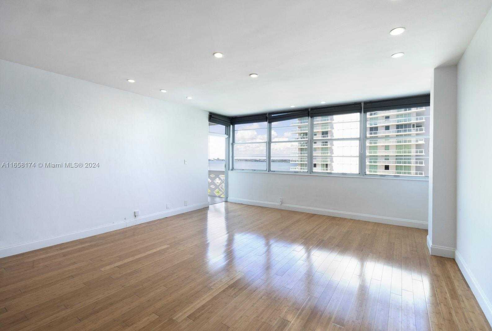 Small Image of 20 ISLAND AVE #1405, Miami Beach Number 11