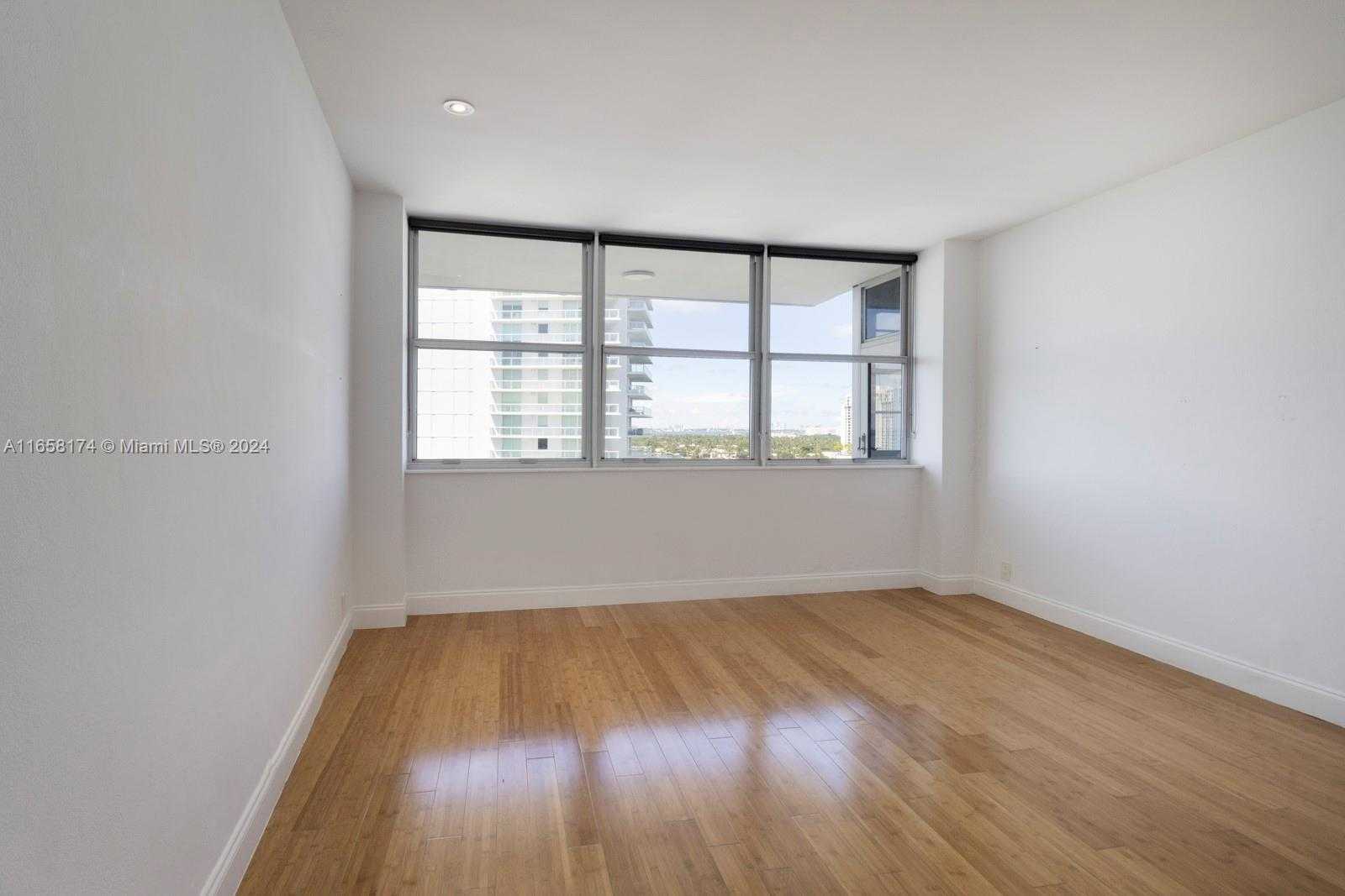 Small Image of 20 ISLAND AVE #1405, Miami Beach Number 19