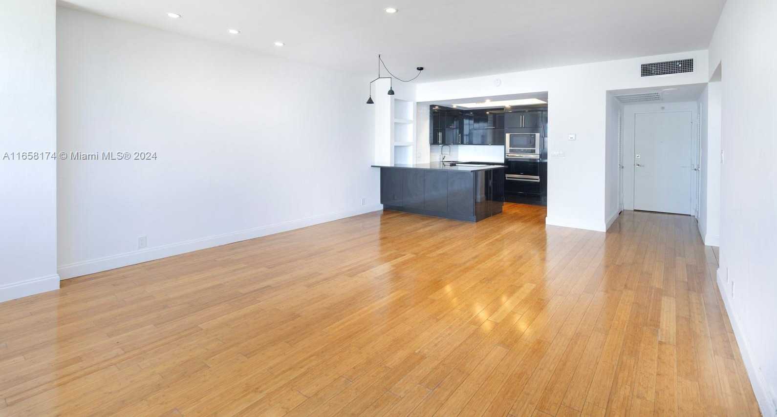 Small Image of 20 ISLAND AVE #1405, Miami Beach Number 3