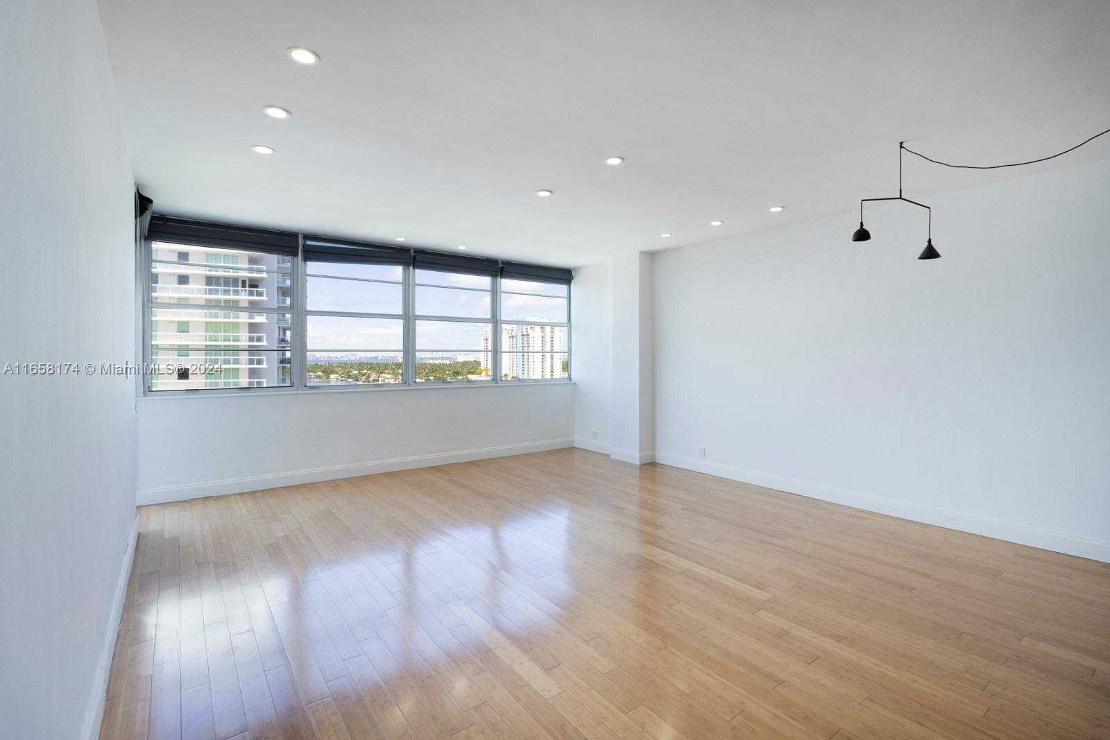 Small Image of 20 ISLAND AVE #1405, Miami Beach Number 9