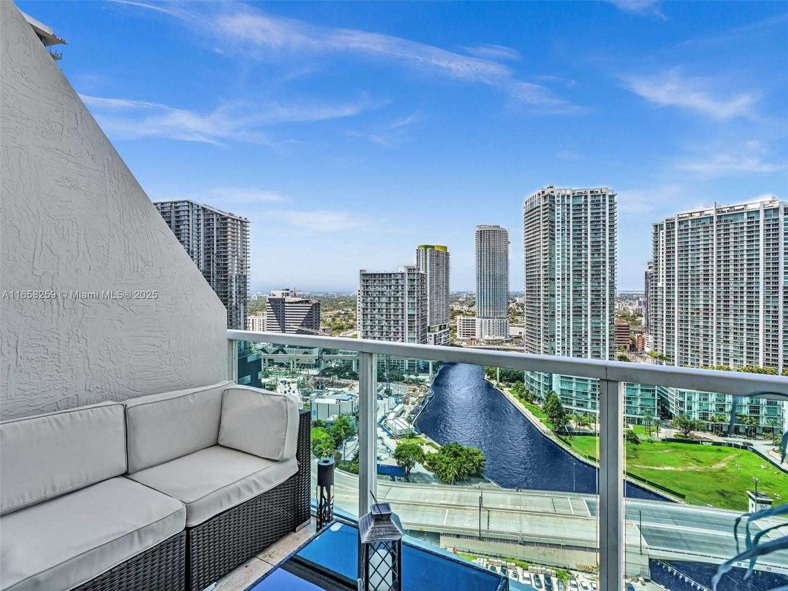 Small Image of 41 SOUTH EAST 5TH ST #1717, Miami Number 11