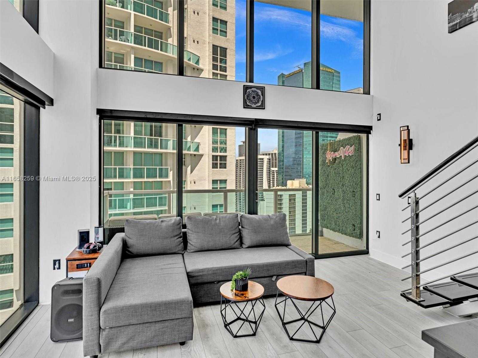 Small Image of 41 SOUTH EAST 5TH ST #1717, Miami Number 29