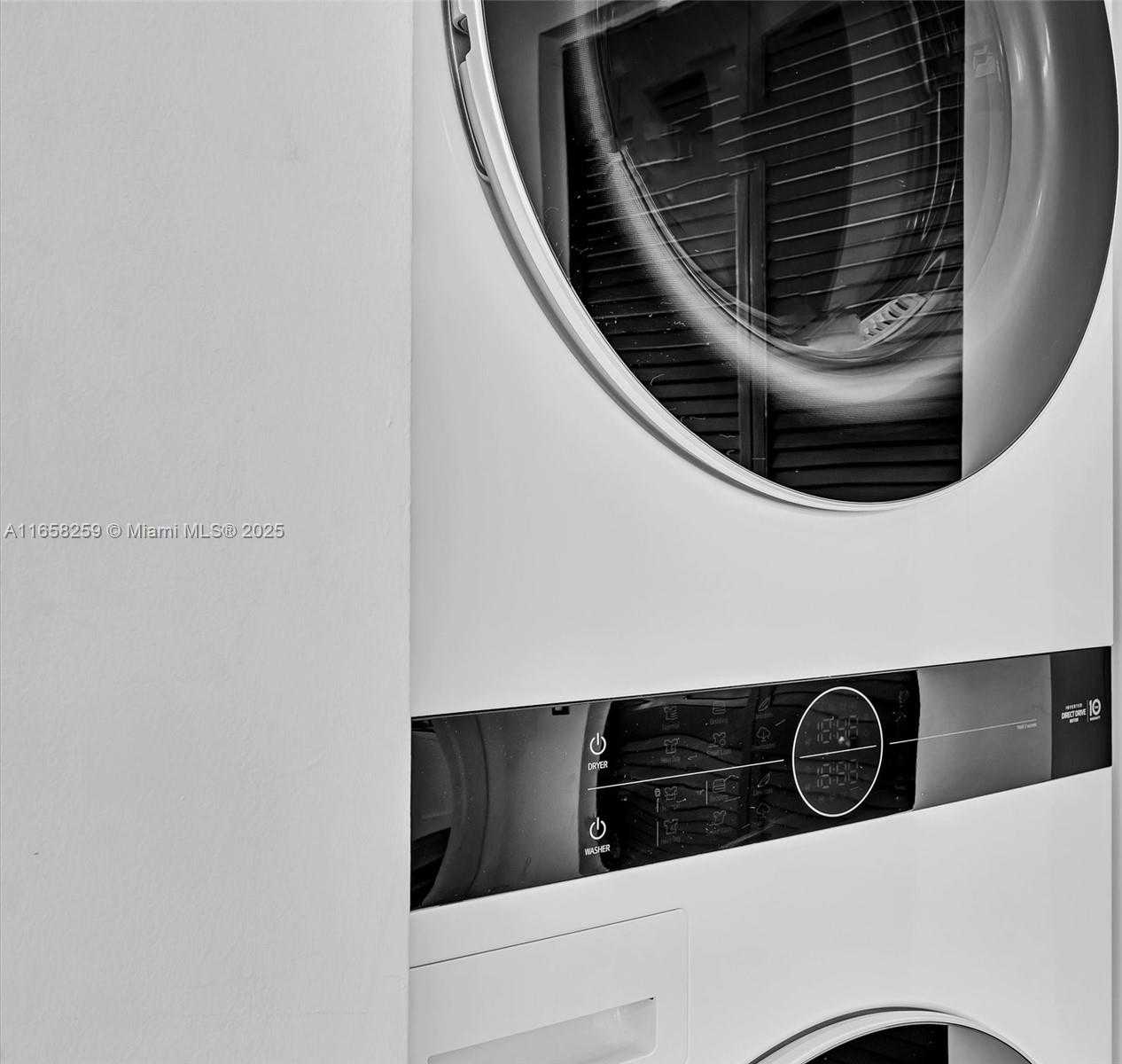 Small Image of 41 SOUTH EAST 5TH ST #1717, Miami Number 45
