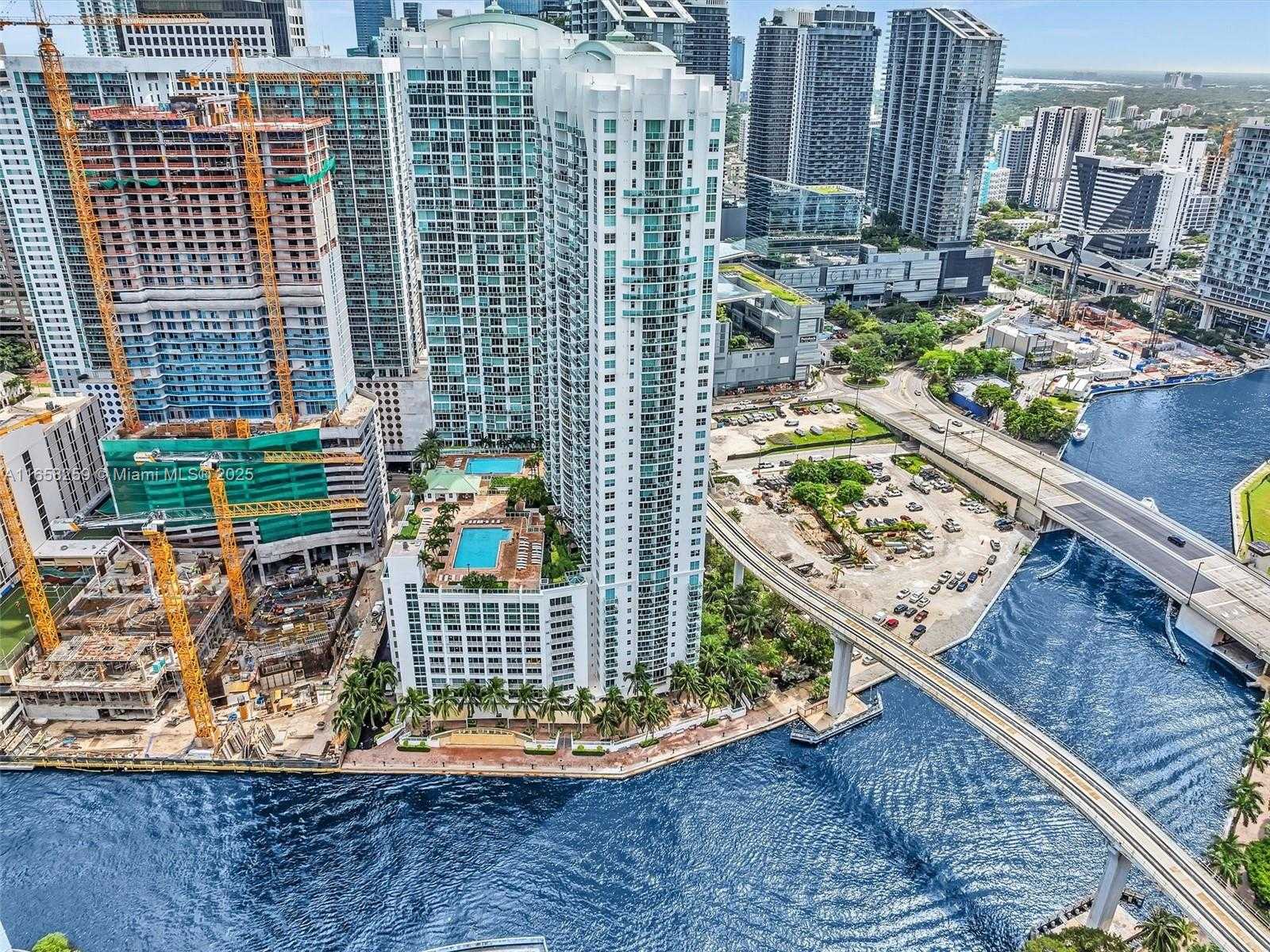 Small Image of 41 SOUTH EAST 5TH ST #1717, Miami Number 50