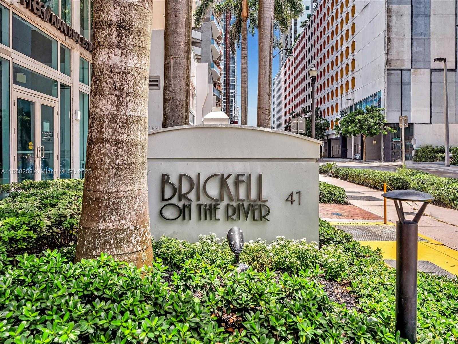 Small Image of 41 SOUTH EAST 5TH ST #1717, Miami Number 56