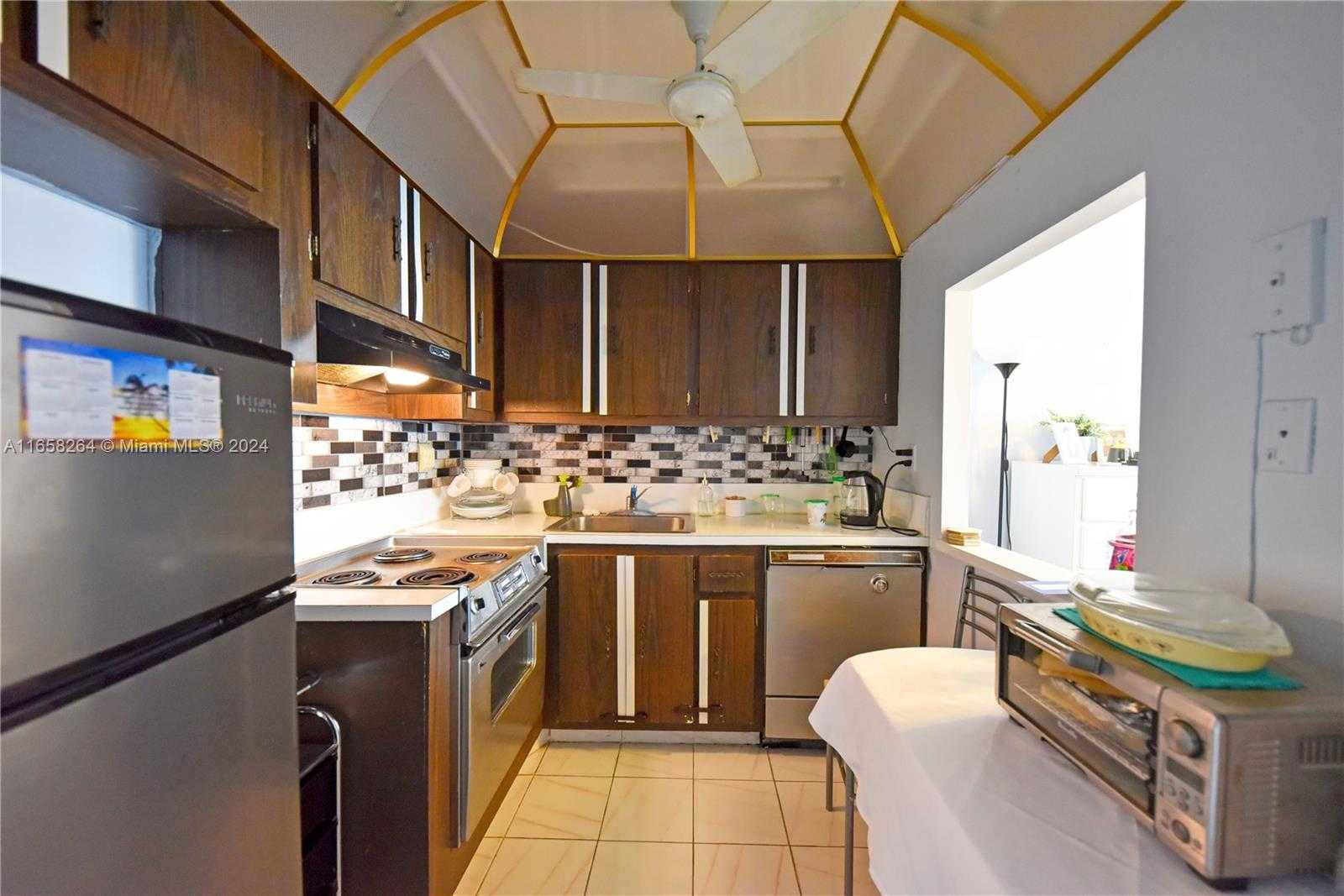 Small Image of 200 172ND ST #306, Sunny Isles Beach Number 4
