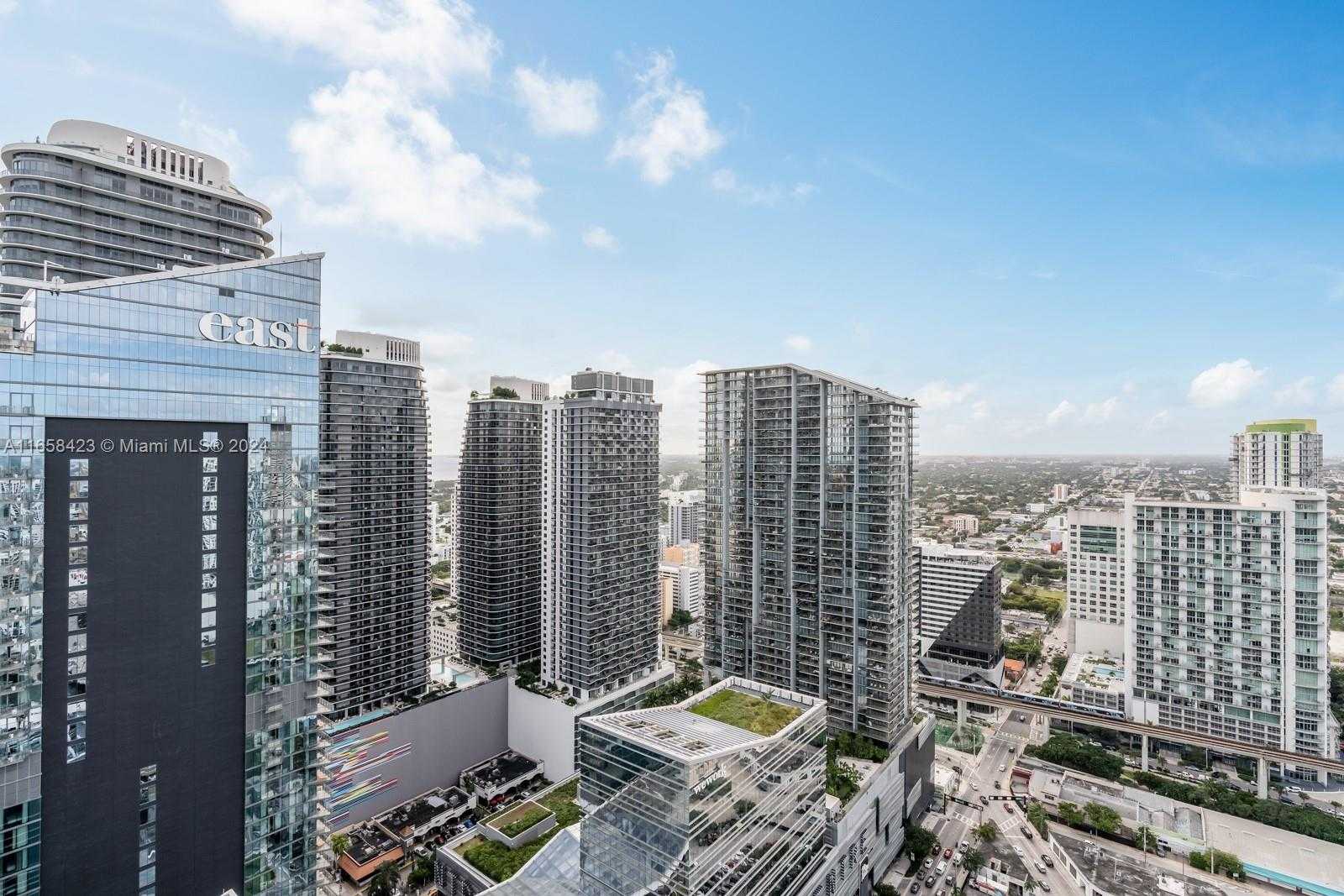Small Image of 68 SOUTH EAST 6TH ST #3706, Miami Number 17