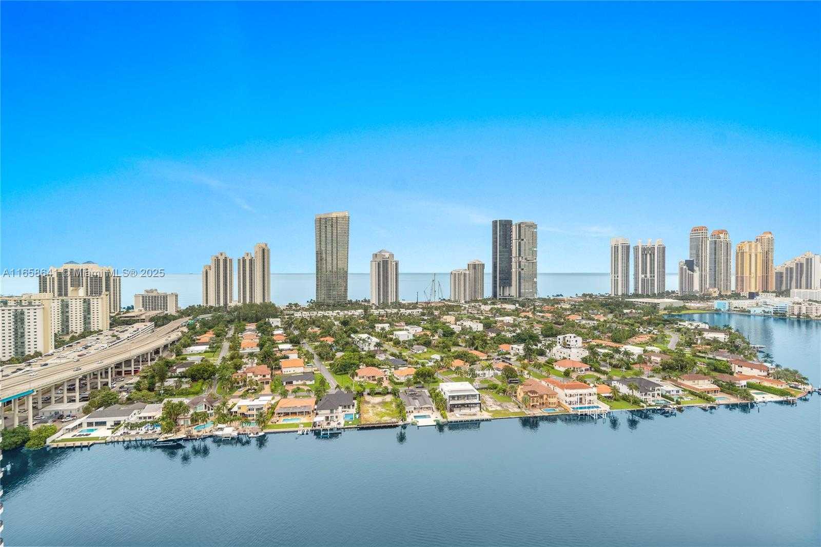 Small Image of 19101 MYSTIC POINTE DR #LPH9, Aventura Number 2