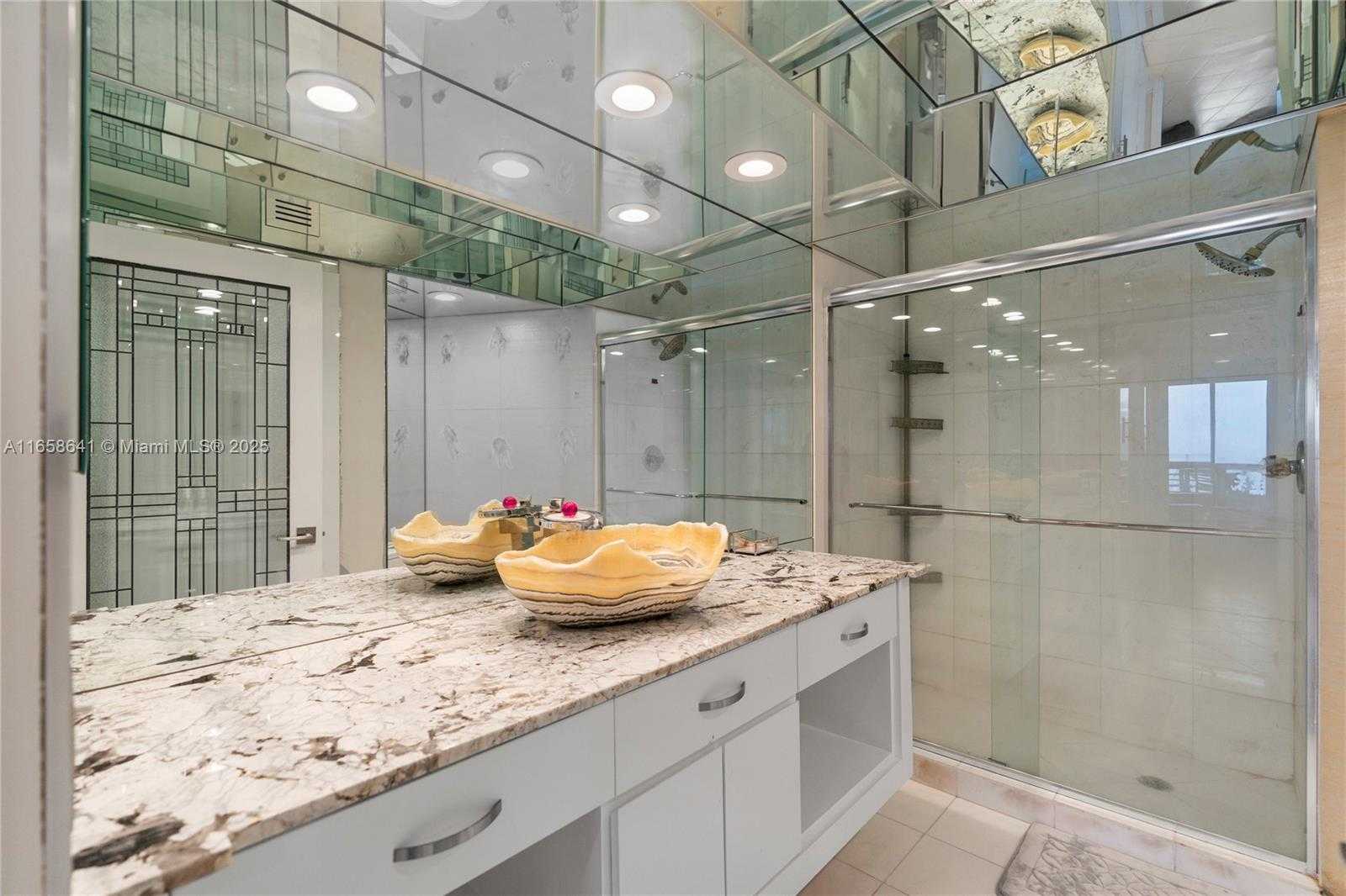 Small Image of 19101 MYSTIC POINTE DR #LPH9, Aventura Number 21