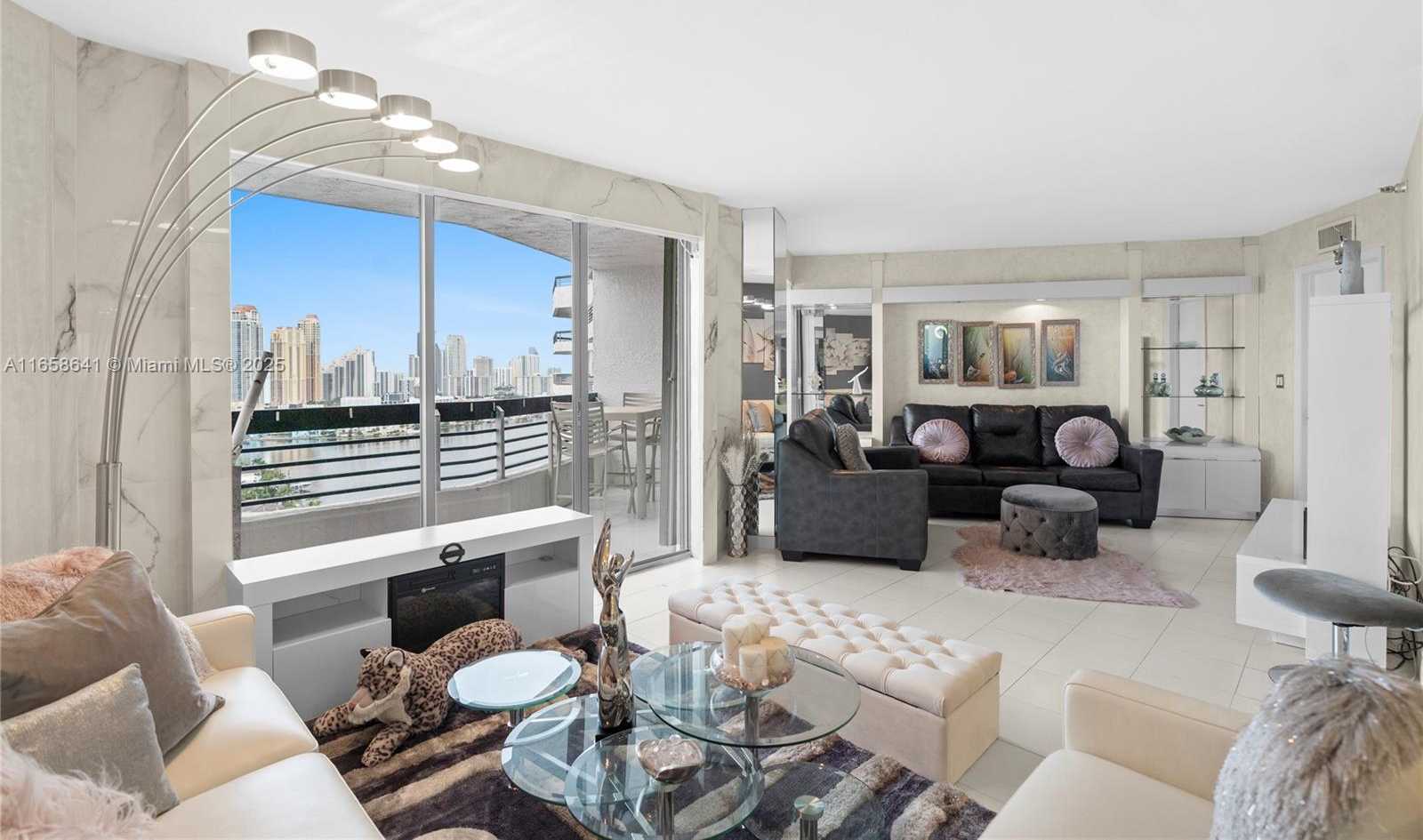 Small Image of 19101 MYSTIC POINTE DR #LPH9, Aventura Number 8