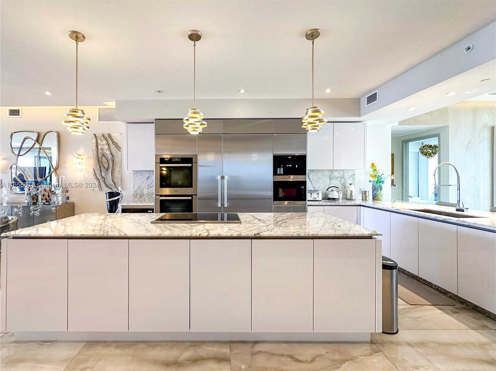 Small Image of 5000 ISLAND ESTATES DR #1407, Aventura Number 12