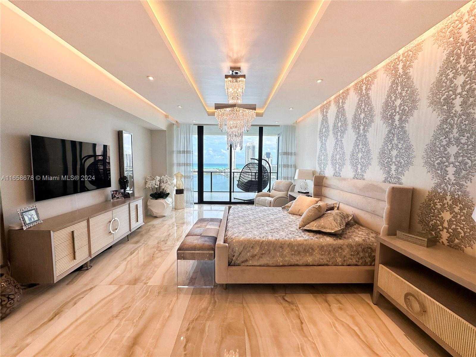 Small Image of 5000 ISLAND ESTATES DR #1407, Aventura Number 16