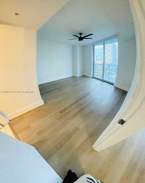 Small Image of 185 SOUTH WEST 7TH ST #1605, Miami Number 16