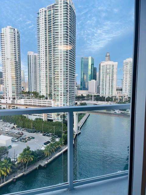 Small Image of 185 SOUTH WEST 7TH ST #1605, Miami Number 23