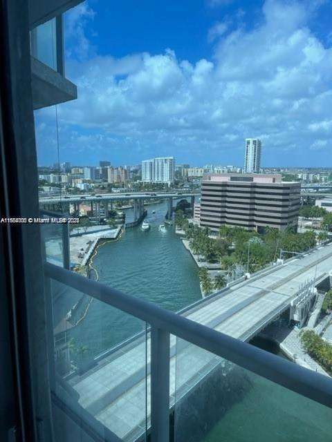 Small Image of 185 SOUTH WEST 7TH ST #1605, Miami Number 40