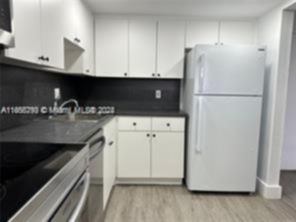 Small Image of 13499 BISCAYNE BLVD #801, North Miami Number 3