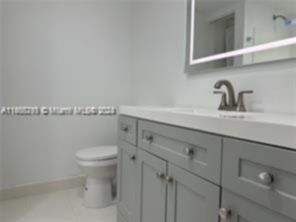 Small Image of 13499 BISCAYNE BLVD #801, North Miami Number 9