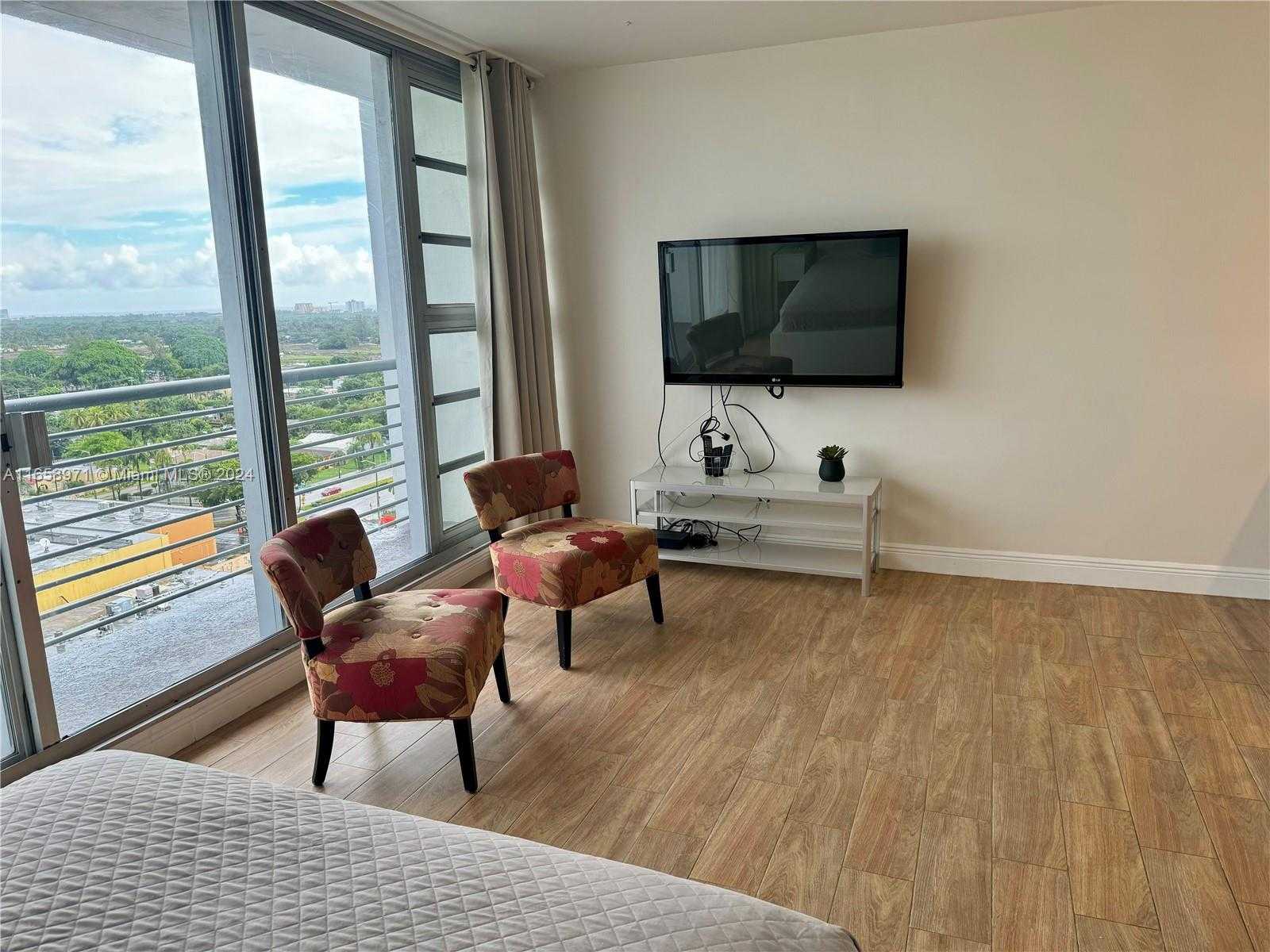Small Image of 1720 HARRISON ST #15F, Hollywood Number 12