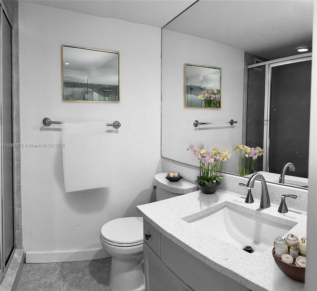 Small Image of 5600 COLLINS AVE #15B, Miami Beach Number 9
