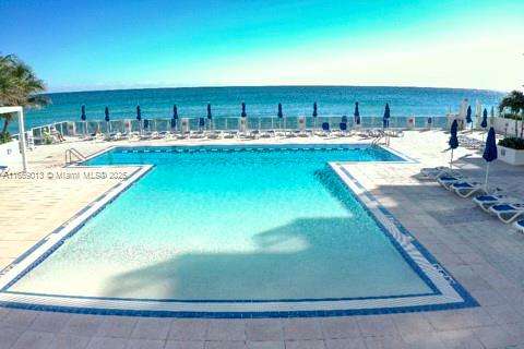 Small Image of 2751 SOUTH OCEAN DR #908N, Hollywood Number 38