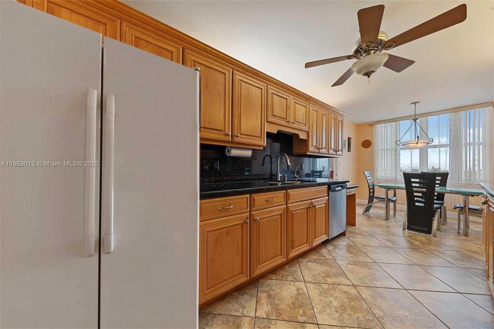Small Image of 2751 SOUTH OCEAN DR #908N, Hollywood Number 7