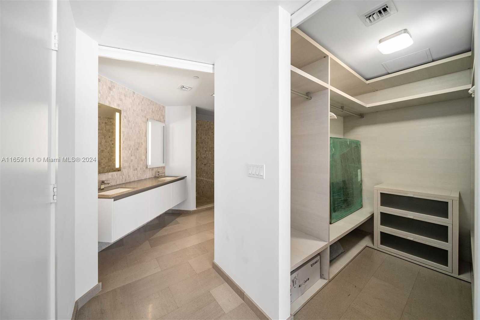 Small Image of 68 SOUTH EAST 6TH ST #1201, Miami Number 13