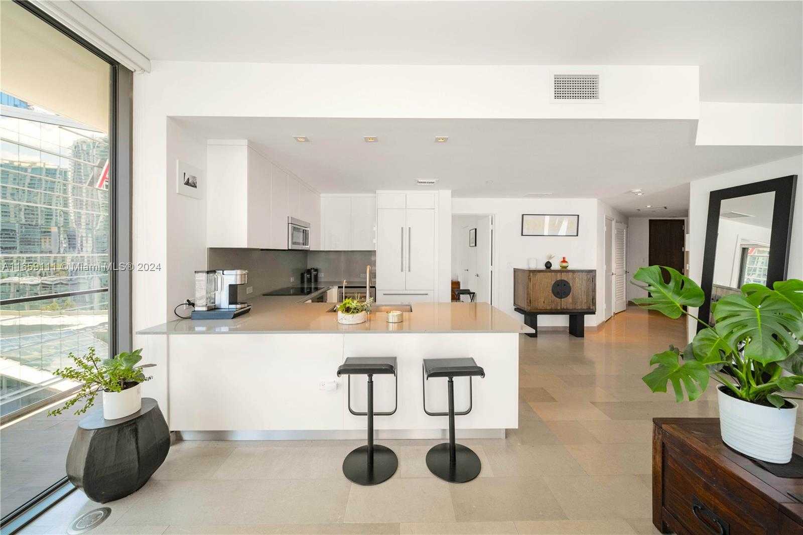 Small Image of 68 SOUTH EAST 6TH ST #1201, Miami Number 2