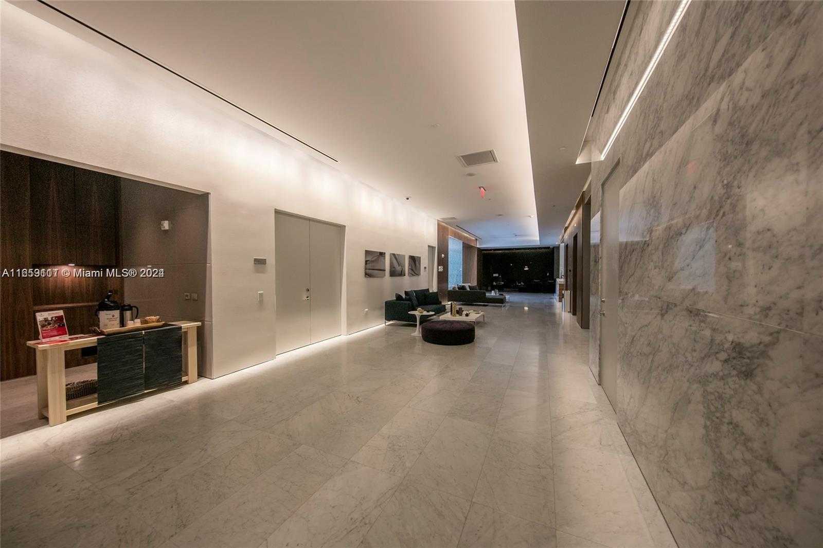 Small Image of 68 SOUTH EAST 6TH ST #1201, Miami Number 21