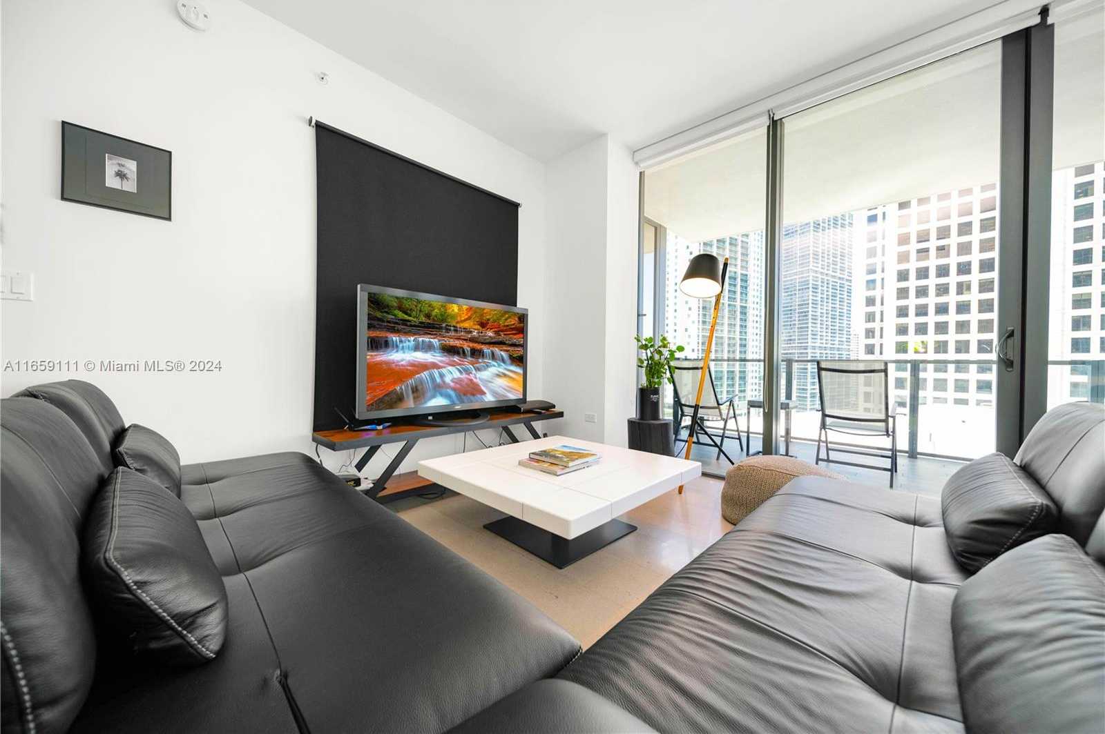 Small Image of 68 SOUTH EAST 6TH ST #1201, Miami Number 5