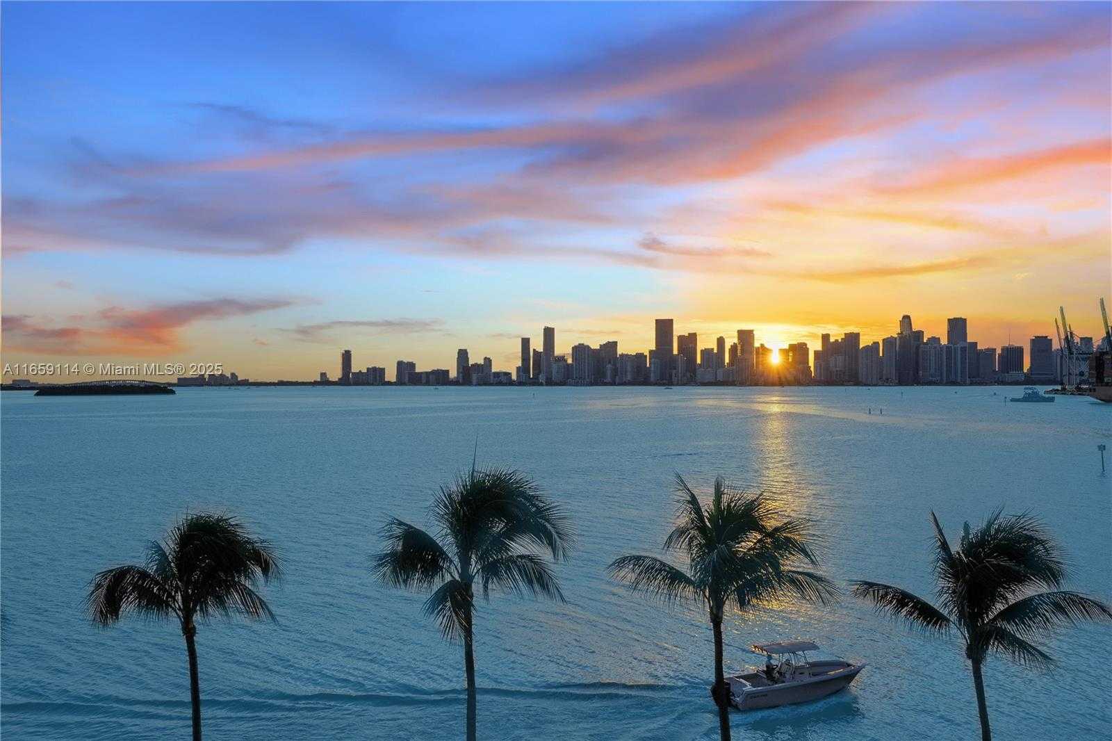 Small Image of 5242 FISHER ISLAND DR #5242, Miami Beach Number 12