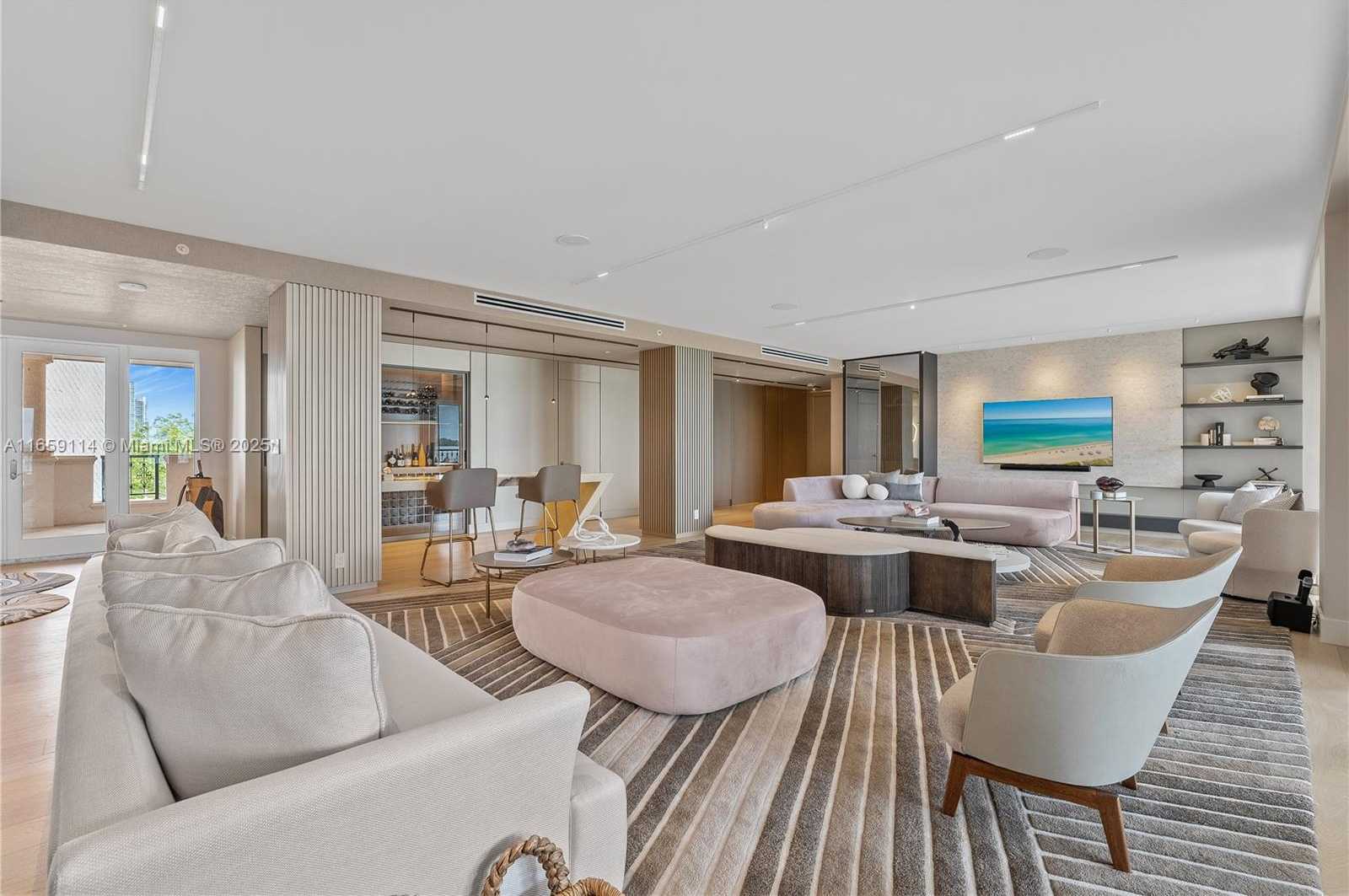 Small Image of 5242 FISHER ISLAND DR #5242, Miami Beach Number 19