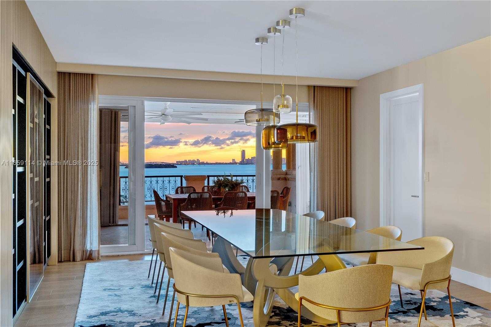 Small Image of 5242 FISHER ISLAND DR #5242, Miami Beach Number 28