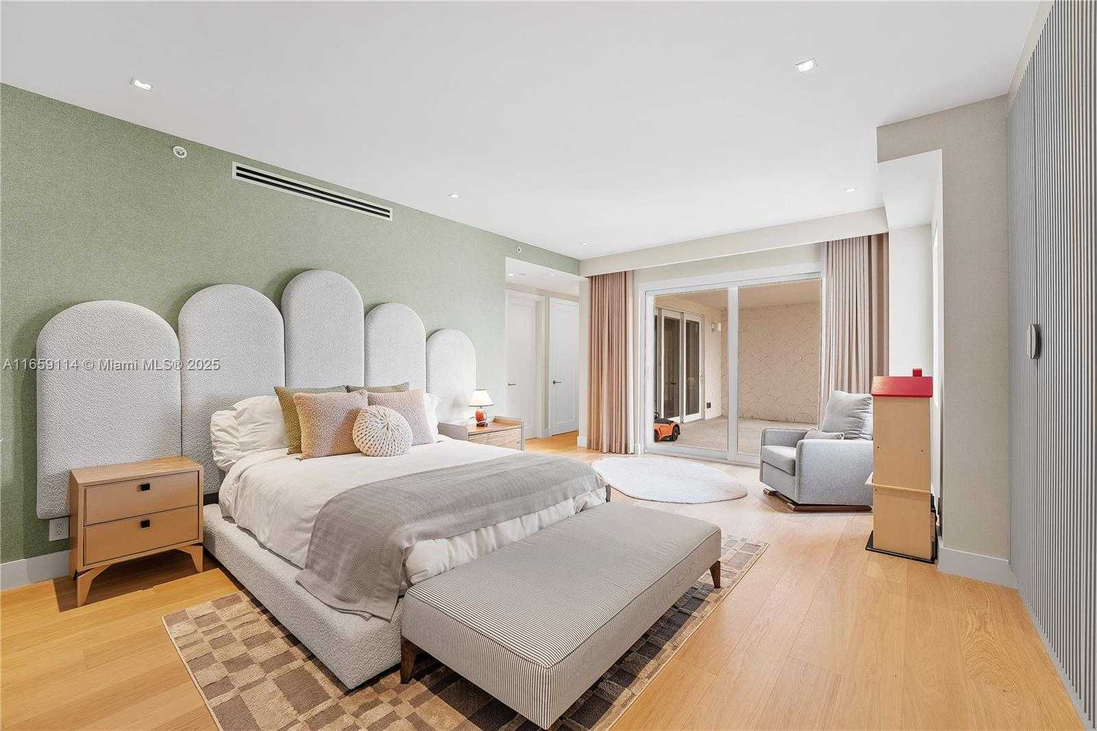 Small Image of 5242 FISHER ISLAND DR #5242, Miami Beach Number 45